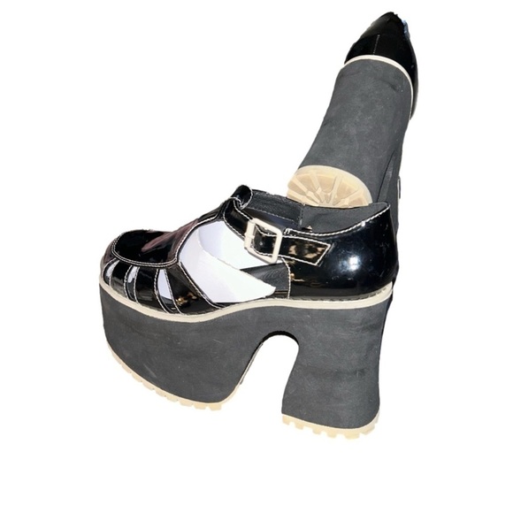 Current Mood~After School Hellraiser Patent Mary Janes~9 - Picture 5 of 15